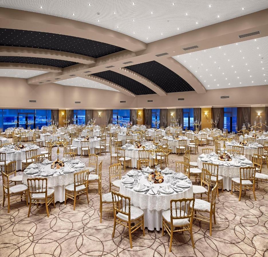 Ramada Plaza By Wyndham Eskisehir Exterior photo