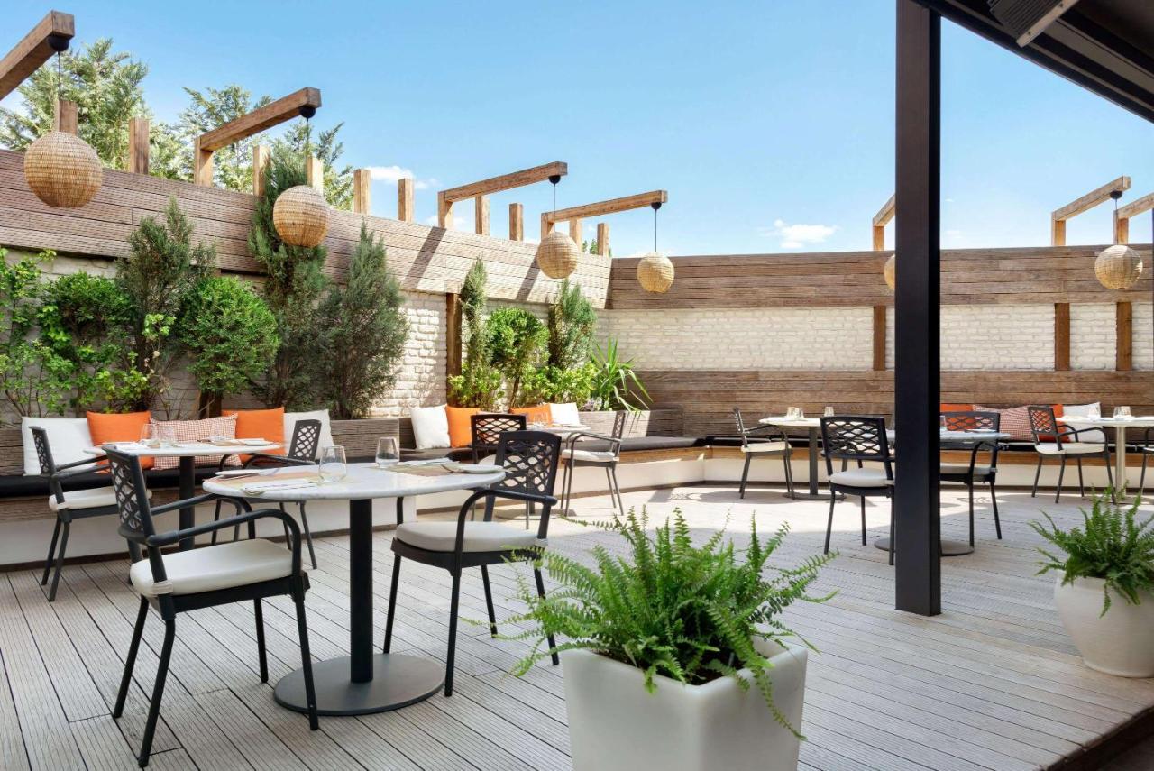 Ramada Plaza By Wyndham Eskisehir Exterior photo