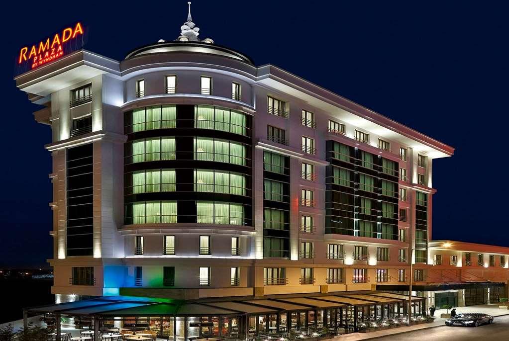 Ramada Plaza By Wyndham Eskisehir Exterior photo
