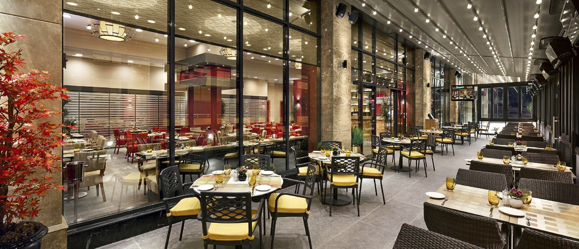 Ramada Plaza By Wyndham Eskisehir Exterior photo
