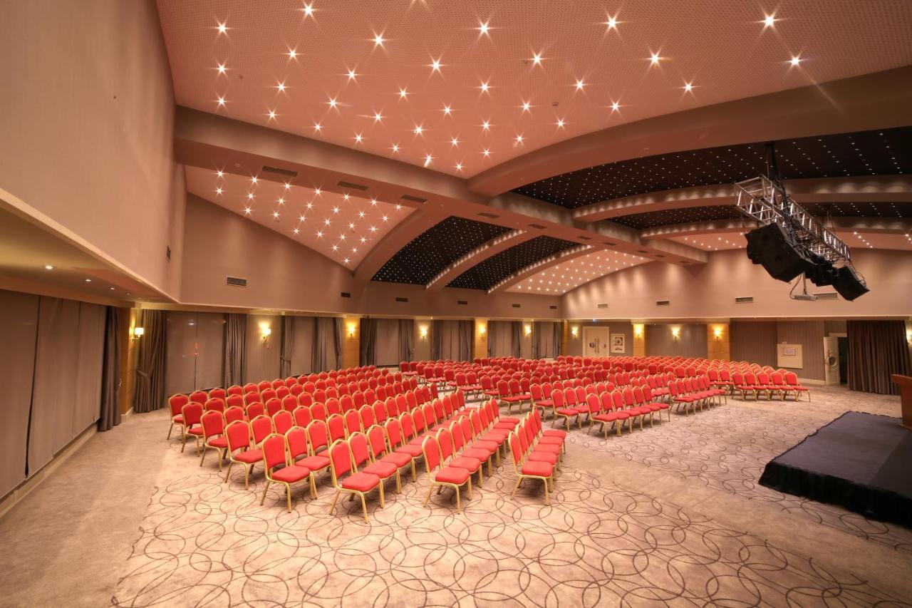 Ramada Plaza By Wyndham Eskisehir Exterior photo